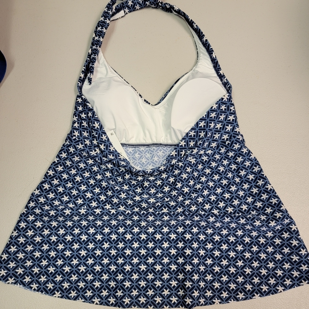 Lands End Women's Blue White Batik Print Halter Tankini Swim Top Size XS (2-4) - Picture 2 of 5